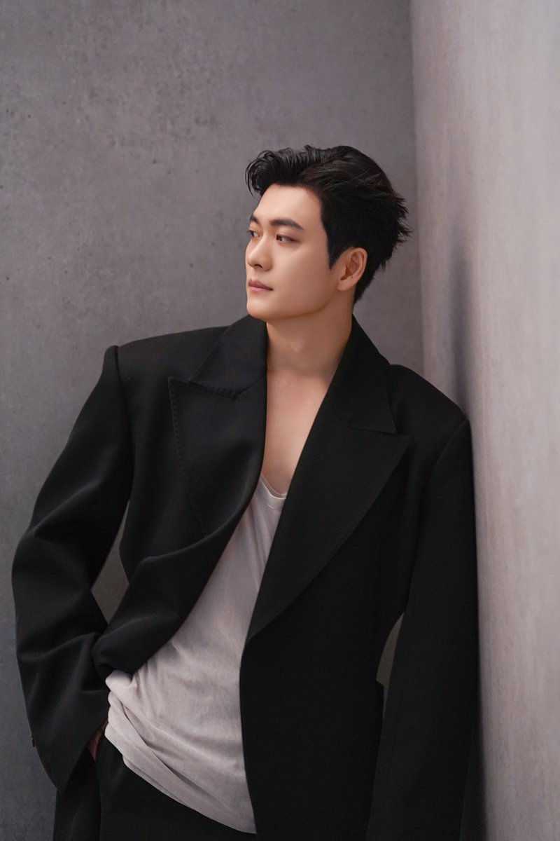 manofcreation0's tweet photo. 𝐌𝐎𝐂𝐇𝐈𝐍𝐃

섹시한 이사님의 이중생활🖤
아이코닉한 비하인드컷 대방출🔥
@marieclairekorea

#강태오 #KANGTAEOH
#MarieClaireKorea #마리끌레르 
#맨오브크리에이션 #manofcreation https://t.co/POgTlxF8vJ