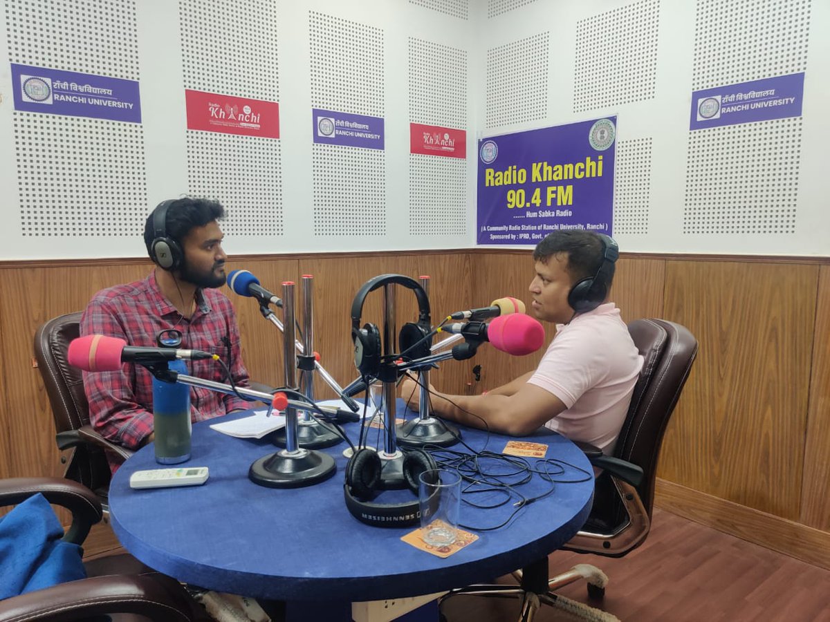 radiokhanchi's tweet photo. रूबरू के अगले प्रसारण में आप सुनेंगे पर्वतारोही, मोटिवेशनल स्पीकर, सॉफ्टवेयर इंजीनियर तथा गिनीज बुक ऑफ वर्ल्ड रिकॉर्ड धारक श्री @SatyarupS जी को जिन्होंने सबसे कम उम्र में 7 वर्ष के अंदर सातों महाद्वीप में सातों सबसे ऊंचे शिखर और सातों सबसे ऊंचे ज्वालामुखी शिखर को फतह किया है। https://t.co/lmvVxqwq8k