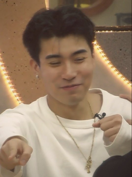 brentyymnl's tweet photo. ang gwapo-gwapo naman nito

#BrentManalo #PBBTheBigCollab https://t.co/GLTkTxSIzU