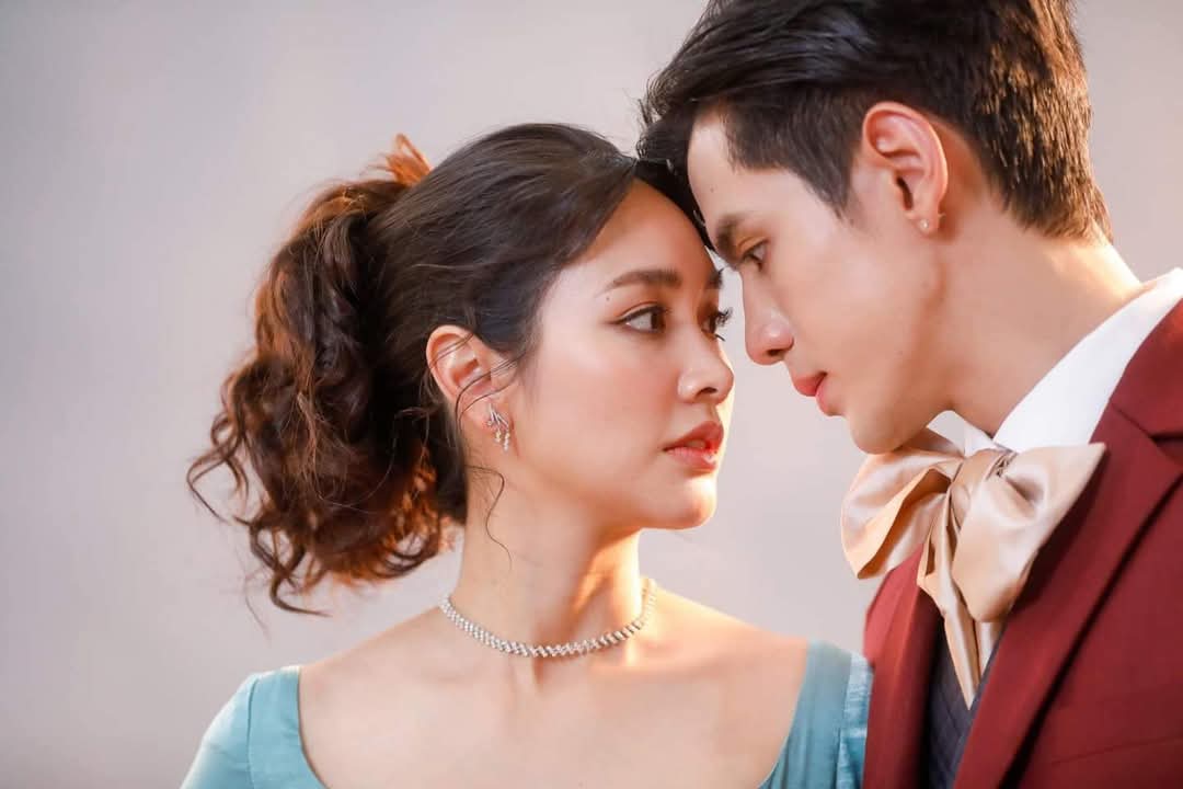 r12726331's tweet photo. Congratulations 👏 🎉 @film_tnp20
Miraculous Love Game (or) Past Life and Present Love Top4 
FILM THANAPAT 
#TOP10 Popular Dramas-Series on #oneD App:

Variety-sitcoms

March 3rd to 9th to 25th
# An original
#FilmThanapat
#Miraculouslovegame
#ChannelOne31 
Cr tophotos https://t.co/wxMG5br7Xu