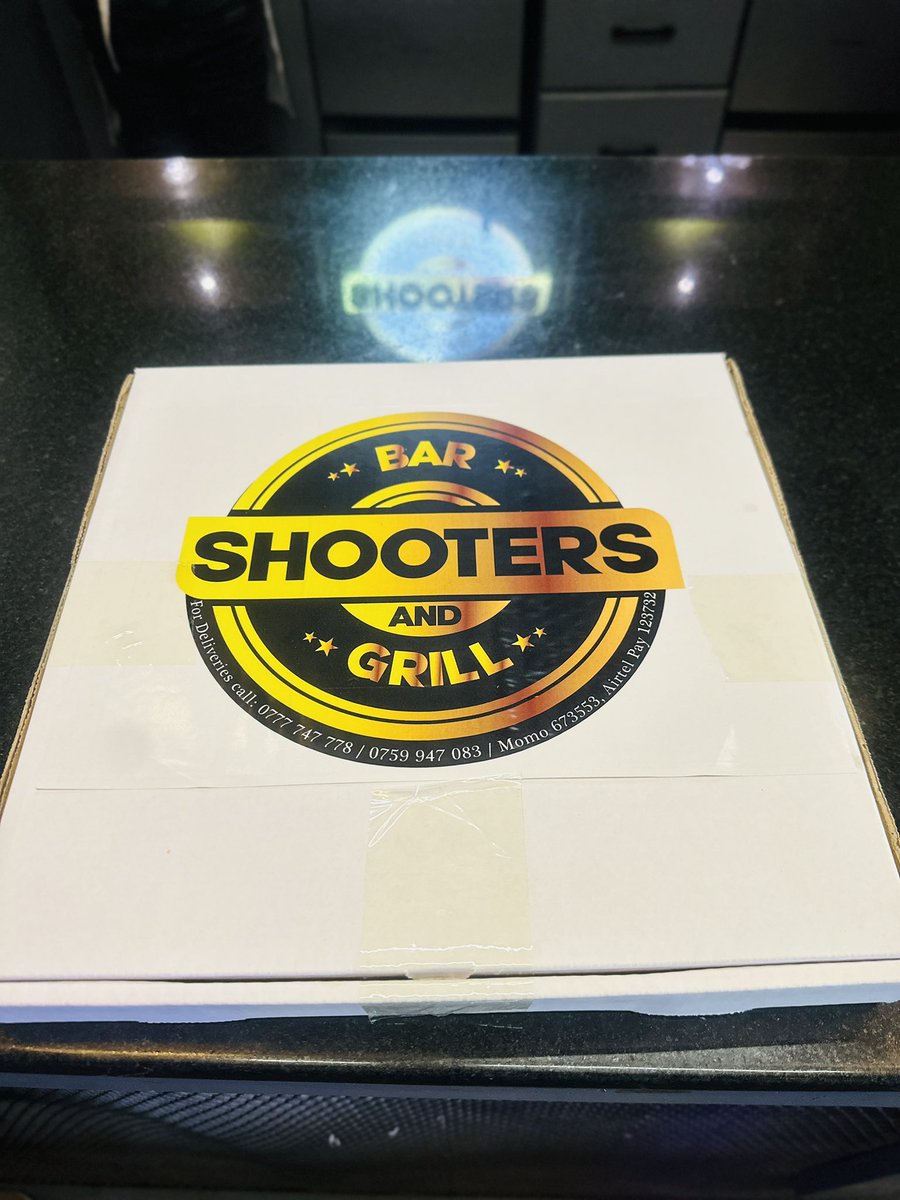 ShootersBar_Mbr's tweet photo. Pizza 2’sday is here!
There’s no better day to indulge in your favorites. Buy one pizza 🍕 and get one FREE every Tuesday at Shooters bar and grill.
Bring a friend or keep both, we won’t judge! 
Order now via 0777747778/0759947083 for free delivery. https://t.co/CgKUTArgKU