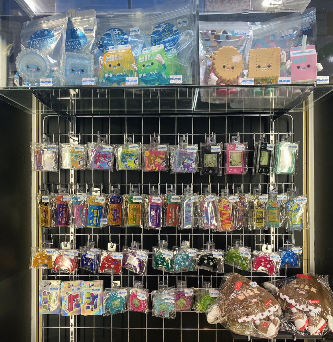 5階売場に #MUUKTOY(@MUUKTOY)さんのアイテムが入荷🎵 #ソフビ