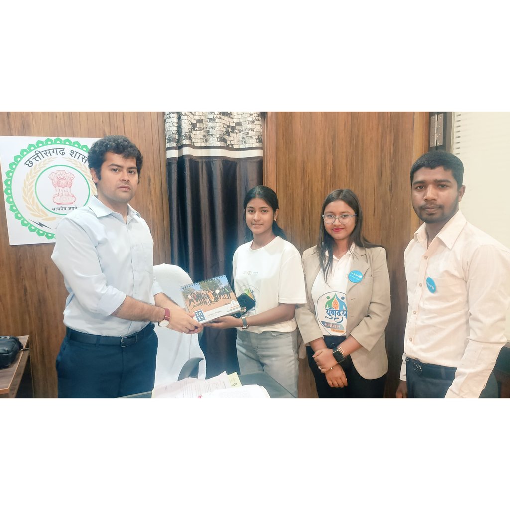 "Had a meaningful discussion with IAS Tanmai Khanna, SDM Kota Block, about mental health awareness and SBC initiatives. Grateful for the appreciation and support in working together with Chhattisgarh Agricon Samiti &amp; UNICEF for community development. @ias_tanmaikhanna