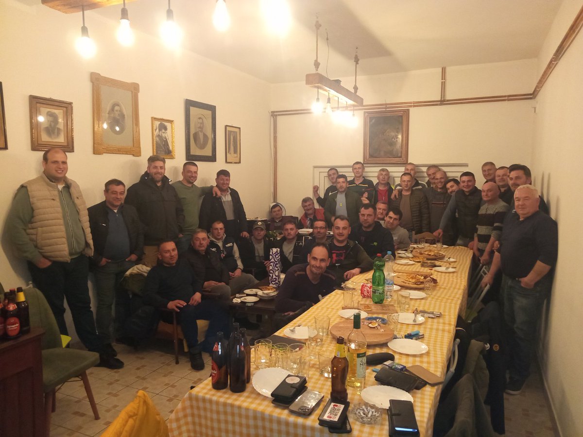 bogdan_stojanov's tweet photo. U petak ujutru pravi poljoprivrednici kreću za Beograd https://t.co/zCqS9Rilxu