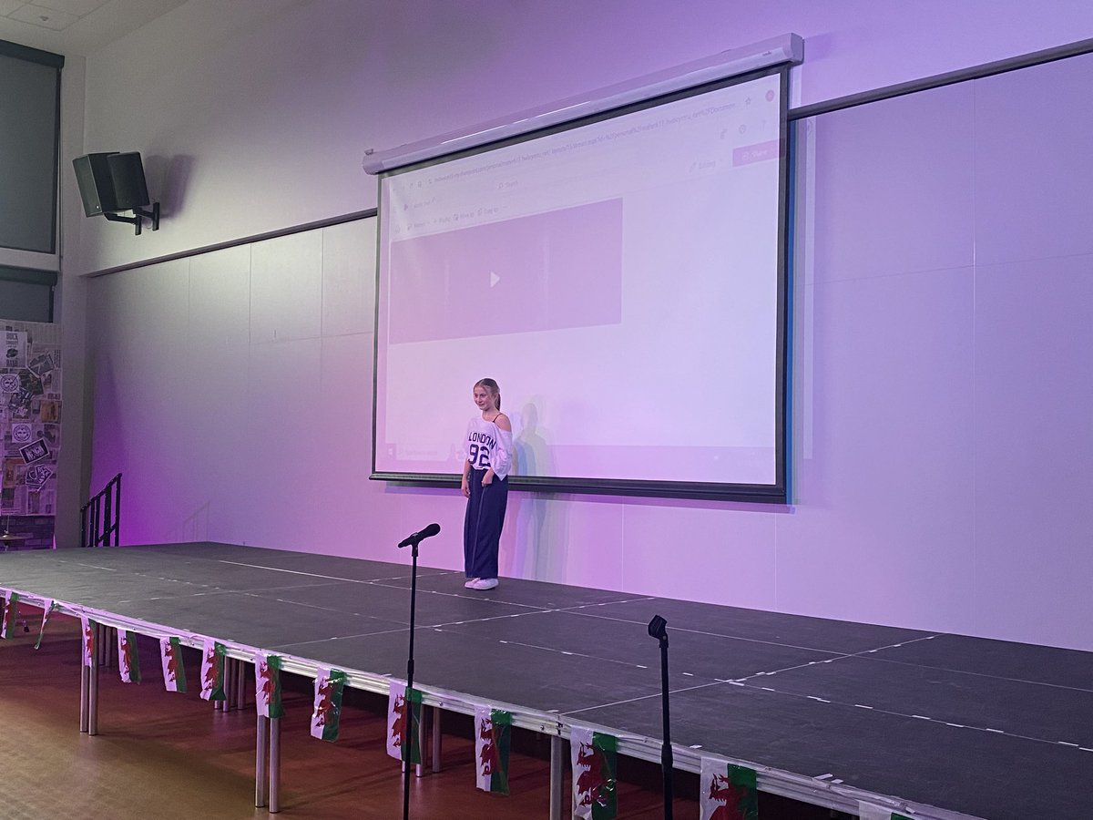 My very first Eisteddfod 🏴󠁧󠁢󠁷󠁬󠁳󠁿 at <a href="/WhitmoreHigh/">Whitmore High School</a> &amp; it did not disappoint. The <a href="/WhitmoreCymraeg/">WhitmoreHighCymraeg</a> department did a fantastic job. Super proud to see my form 7SSH &amp; members of my form performing. I was so proud of them. Skill, talent &amp; getting involved 🙌🏻