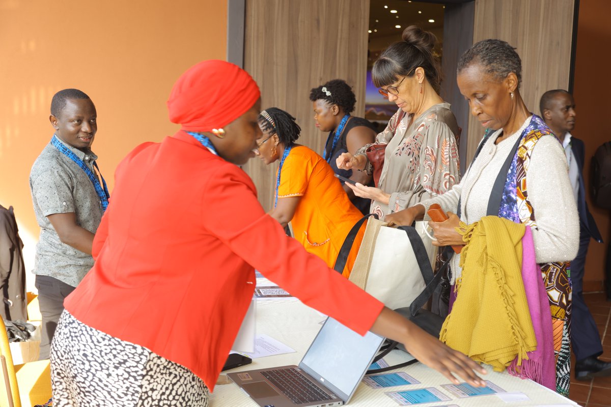 All is set for the 3 day #MRCUVRIConference2025. Have you booked your spot yet? Don’t miss, register here: lshtm.zoom.us/meeting/regist… to engage in meaningful discussions

You can also follow the proceedings of this conference here: youtube.com/watch?v=mntdYb…