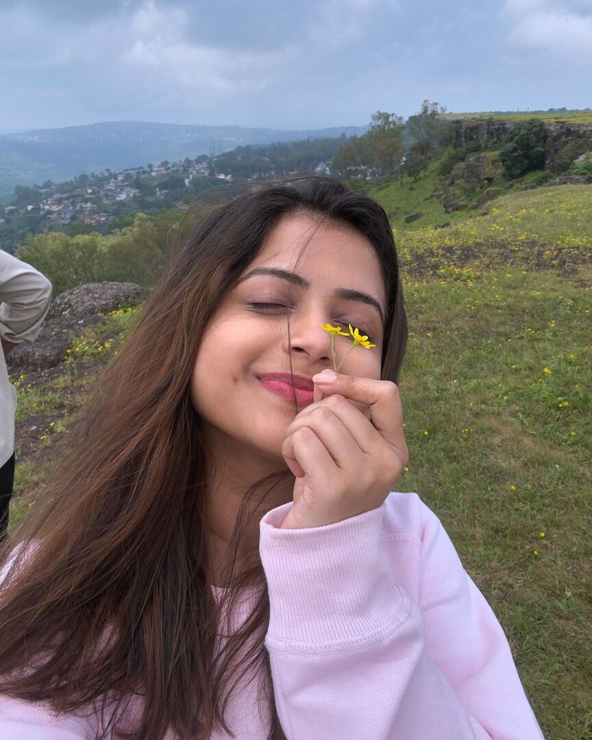 DreampiratesMik's tweet photo. Tanvi Mundle Marathi Actress #TanviMundle View More Images => https://t.co/d61Za5WAEk https://t.co/avinzSLJgn