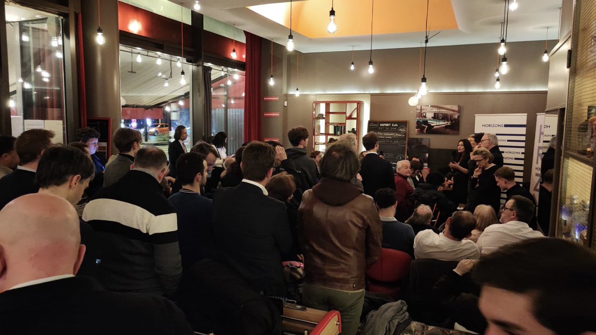 pegah_maleka's tweet image. Bonheur de célébrer la 150e réunion hebdomadaire @HorizonsParis13 avec les habitants du 13e en présence de @pybournazel avec @FBerthout @b_abba @DgCourtois

Un immense merci à nos militants ! Rassemblés avec @pybournazel pour Paris et @EPhilippe_LH pour la France !

#Paris13