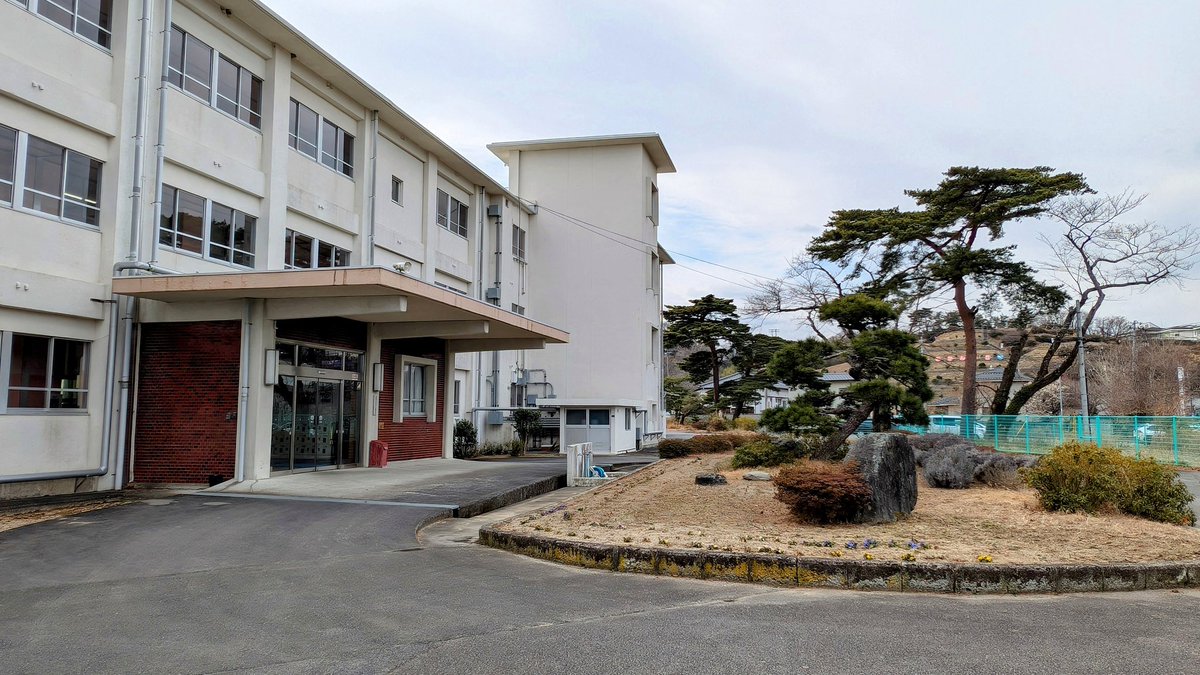 tomotakaenter's tweet photo. 震災を経験していない世代の広野町の中学生へ、この日に防災の話しをさせて頂くご依頼を頂いた皆さまへ感謝いたします。
広野中学校の皆さまありがとうございました。 https://t.co/LWBQXmO79g