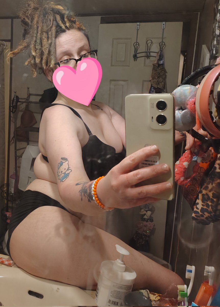 psychoxpixie's tweet image. Fansly.com/psychopixie