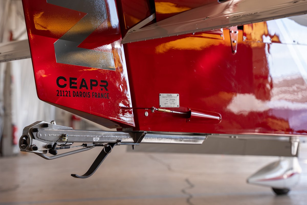 🚨Delivery day
Vendredi, nous avons eu le plaisir de livrer ce DR401-180RACS à l’aéroclub de Giengen en Allemagne !🚀Nous les remercions pour leur confiance et leur souhaitons de bons vols !
Configuration :
• 6 pack
• GTN650Xi
• Flarm AT1
• GTN335 
• PMA400 
• Quadripale