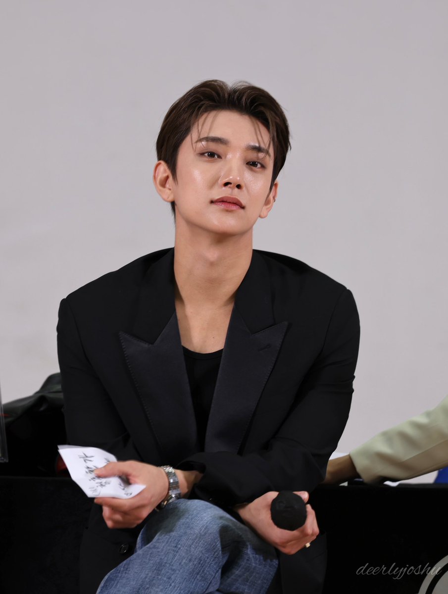 jentIeshua's tweet photo. Joshua without editing 💗 https://t.co/WGcq0SthpF