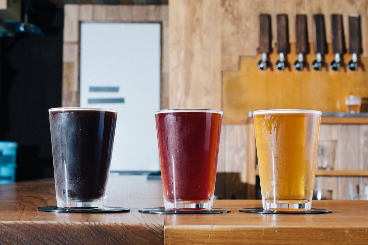 🌸サクラマルシェ出店者紹介🌸

クランクビール（板橋3-40-16エマーレ板橋1F）

東京キタの方、板橋のローカルブルワリー。 古くは宿場町として栄えた商店街から少しはずれた住宅地にある小さな醸造所でビールを作ってます。併設タップルームあり。