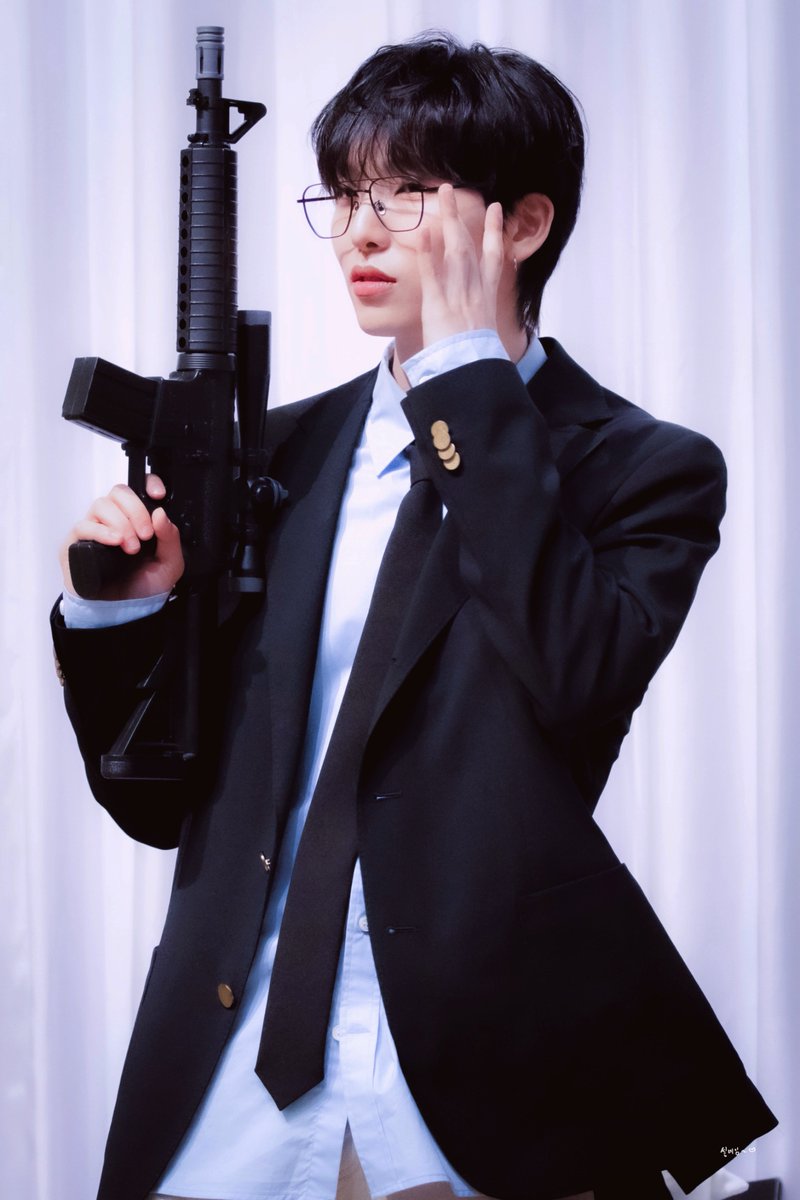 seohreim's tweet photo. 240531 사웨

😎✨

#원어스 #ONEUS #서호 #SEOHO #이서호 #ソホ https://t.co/5prZEePvp5
