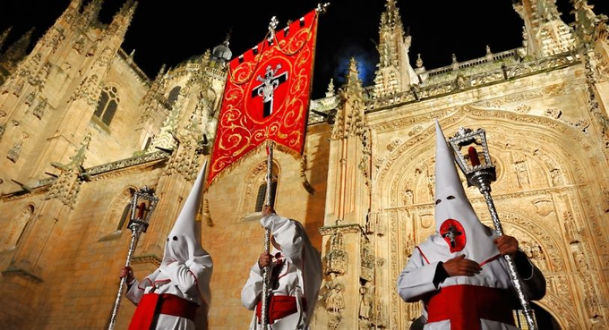 Descarga Programa con Horarios e Itinerarios Semana Santa Salamanca 2025