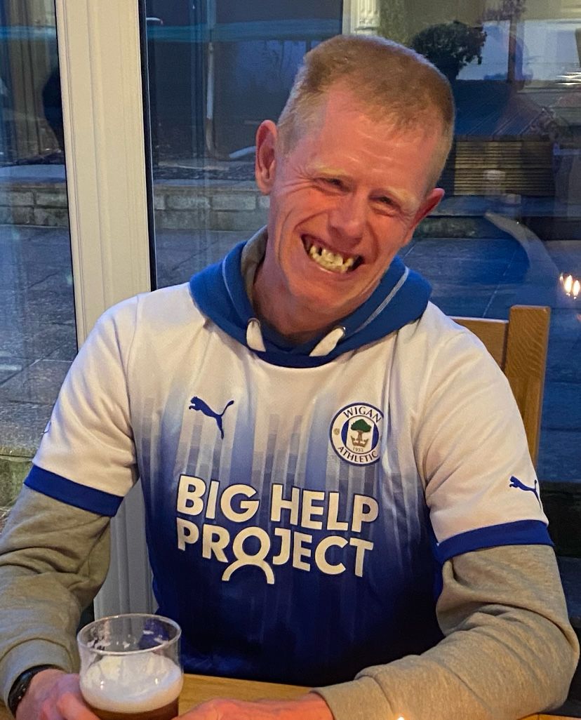 ⚠️ ATTENTION ALL CHARLTON FANS ⚠️

On Saturday the 15th March, when Charlton take on Wigan, we ask you to look around your ground for this man as he is currently missing.. He loved the tics and always went to away games.

#wafc #cafc