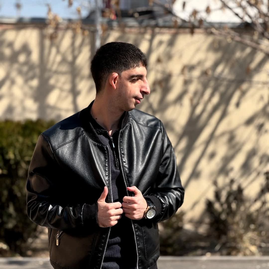 AXAVNI GASPARYAN tweet media