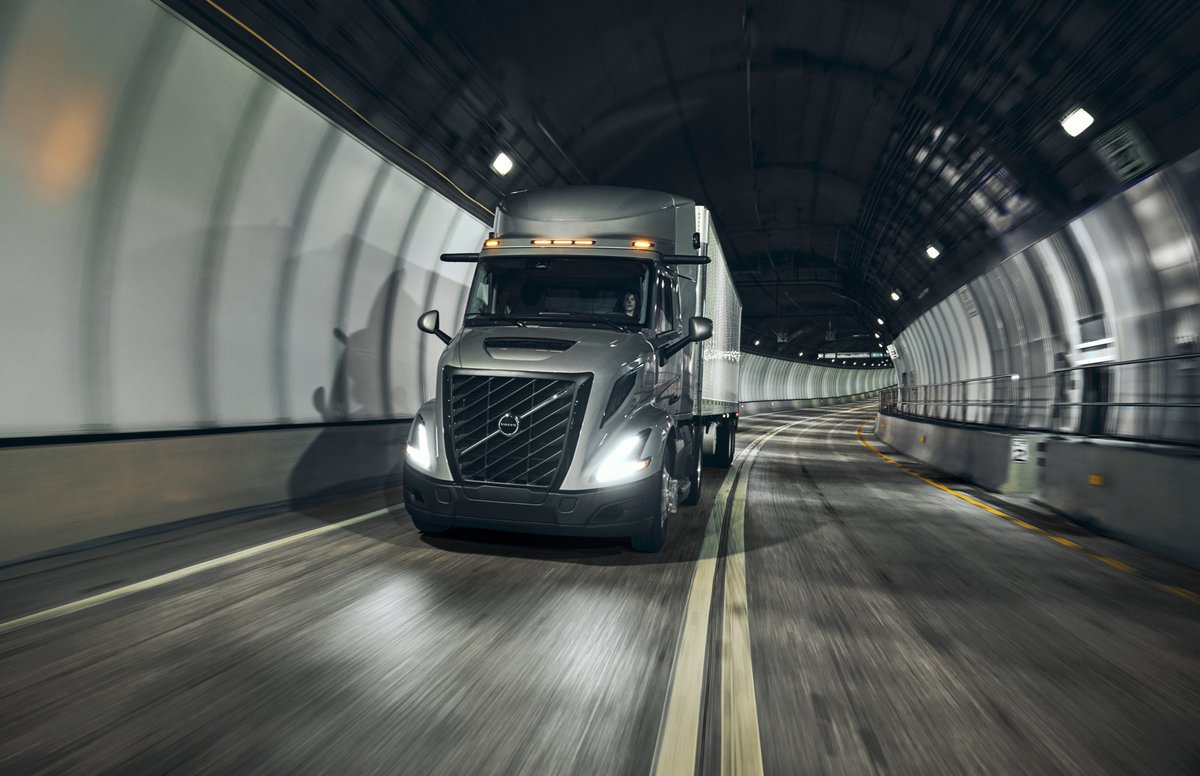VolvoTrucks's tweet image. Introducing the #AllNewVolvoVNR, built to meet the demands of regional and urban deliveries in the North American market. With enhanced maneuverability, visibility, advanced safety and connectivity features, the all-new VNR is street-smart.

Learn more: bit.ly/43IfC2u