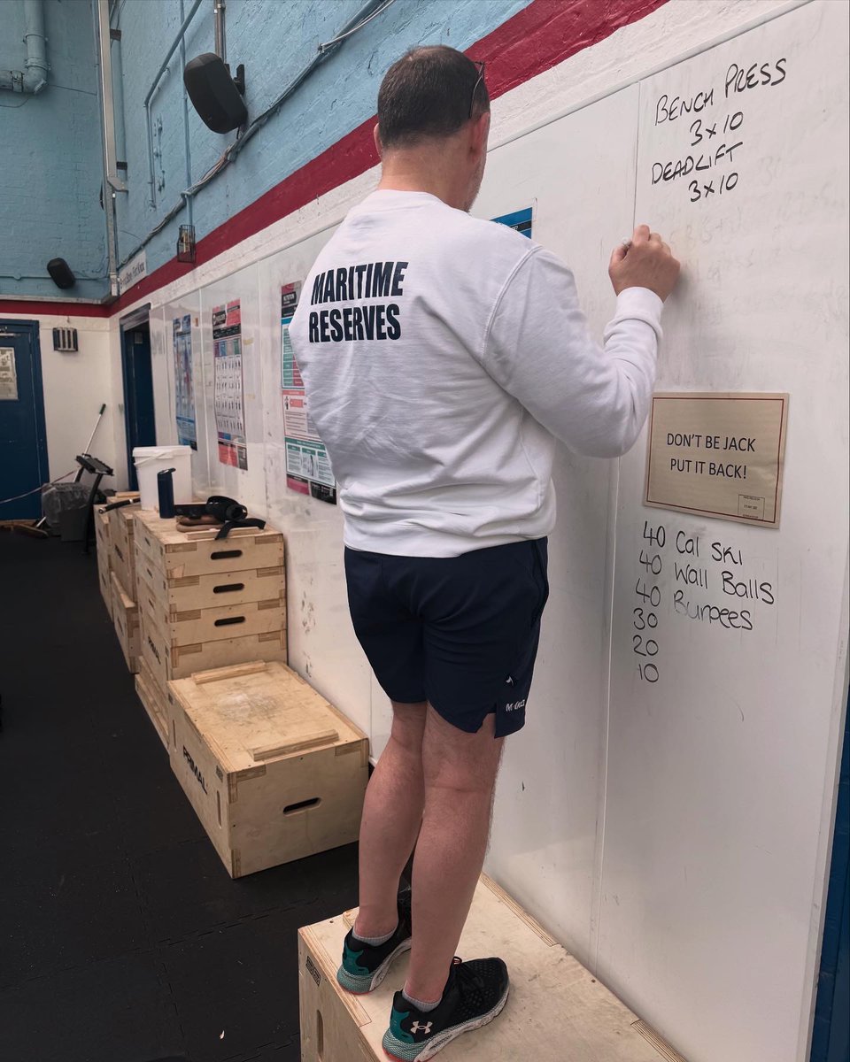 MRFGCrew's tweet image. #MRFG25 are putting the work in! Here’s a little insight into our training weekend, a productive weekend for all.
Big Well done Crew!
#18as1 #c2dri #fieldgun #hmscollingwoodopenday @rnrmcharity @royalnavalreserve
#brickwoods