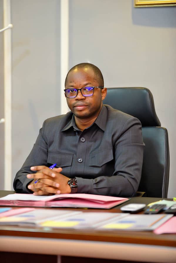 JeanPaulMukuna1's tweet photo. Que cet anniversaire soit des plus heureux car quelqu’un d’aussi merveilleux est digne de recevoir ce qu’il y a de mieux. Heureux et Joyeux Anniversaire le Pacificateur en miniature, Excellence Mr le DGA de la CVM SELE YEMBA https://t.co/0erY9vX7BM