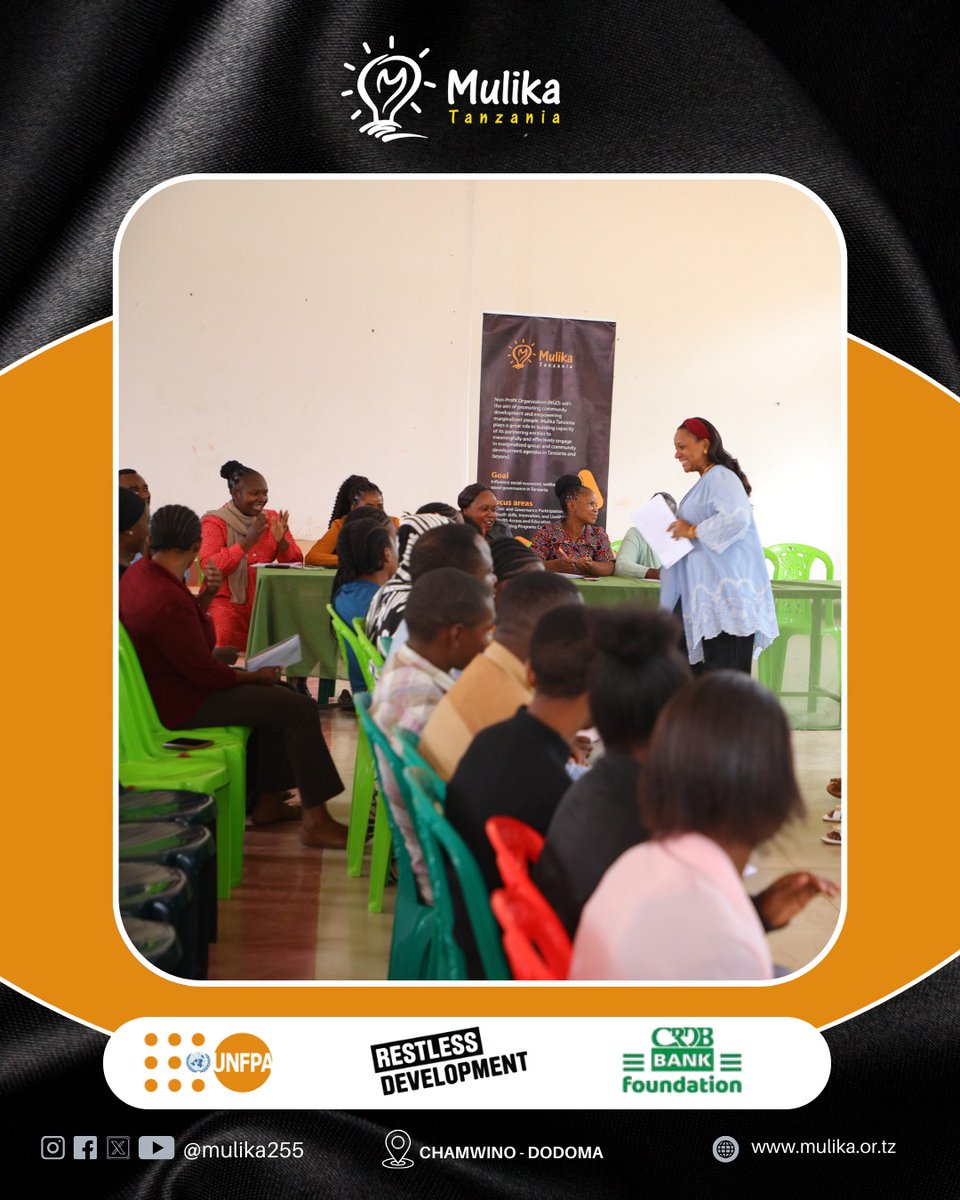 mulika255's tweet photo. Winfrida Mponzi, Mratibu wa mradi wa Youth Economic Empowerment ikitoa ufafanuzi namna workshop itavyoweza gusa maisha ya vijana wa Chamwino. Akielezea namna YEE itavyofanya utekelezaji wake hususani kwenye mafunzo na ujasiriamali.

#YouthEmpowermentTz | #Mulika255 https://t.co/ugsKNTuIsA