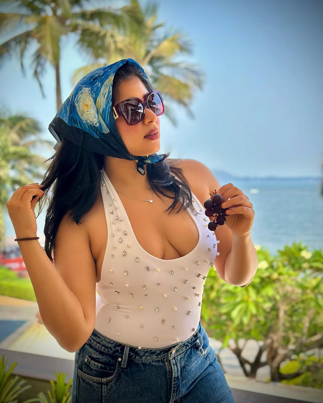 GlvvDp7agAAZFlR?format=jpg&name=large