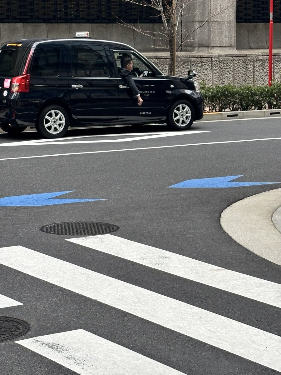 せめて外で吸えや