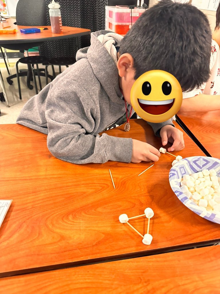 MrsMathis3rdGrd's tweet image. Sides, Vertices and Shapes… oh my!