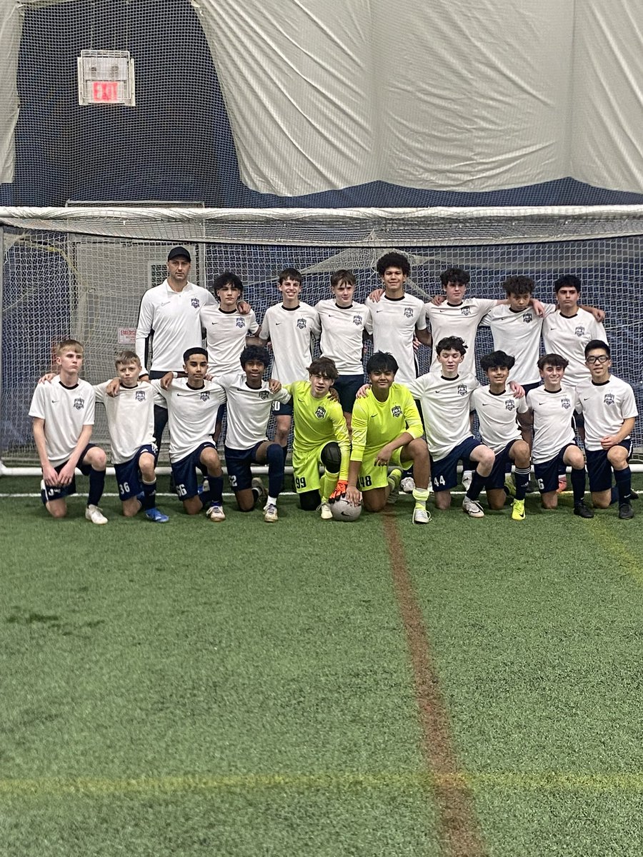 Congratulations to FC-1 Boys 2010 Elite for winning their indoor top division with 8-0-0 record! The boys scored 33 goals and gave up only 5 in all 8 games!!! Well done boys 🏆 🥇 ⚽️ 

#fc1 #soccer #champions #divisionchamps #fc1soccer