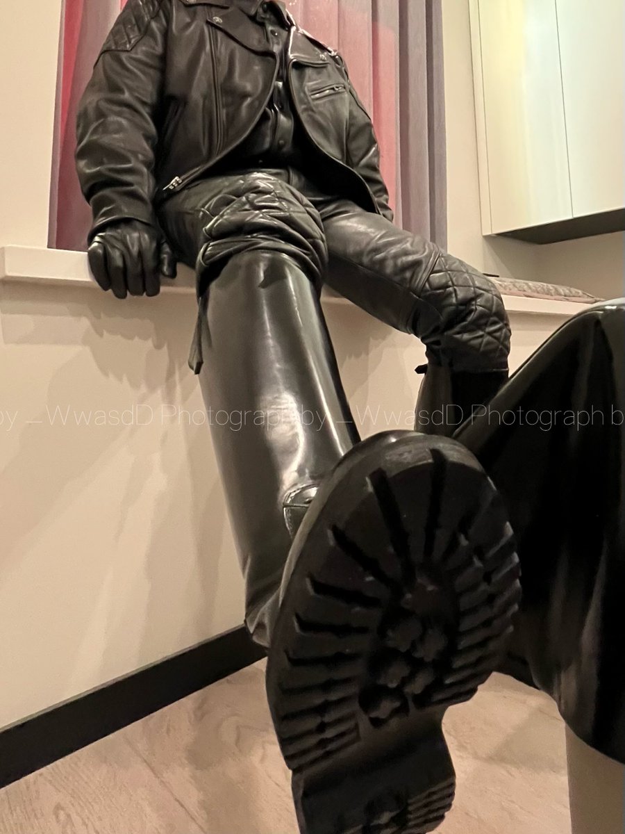 需要鞋底清洁🧽
#leather #皮革 #gay