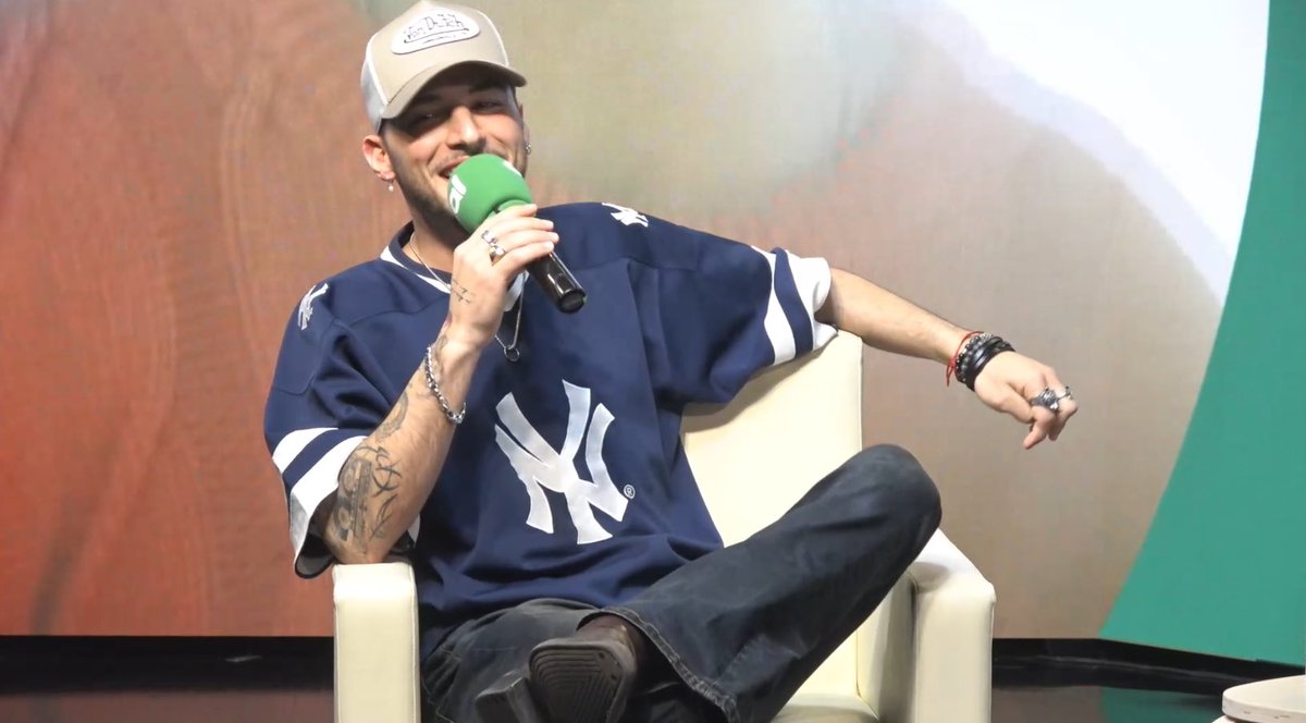 ✨ Recupera la trobada del <a href="/lucas_curotto/">Lucas Curotto</a> amb els oients de Cadena Dial✨

El Lucas explica amb detall el significat de totes les cançons de #PuenteAéreo, Al·lucinaràs.✈️🎶 Alucinarás 💥
<a href="/crisdalmau/">Cristina Dalmau</a> <a href="/Chentepardo/">Vicente Pardo Gómez</a> <a href="/Cadena_Dial/">Cadena Dial España</a> 

👉🏻 youtu.be/injmK-PmjOk?si… 👈🏻