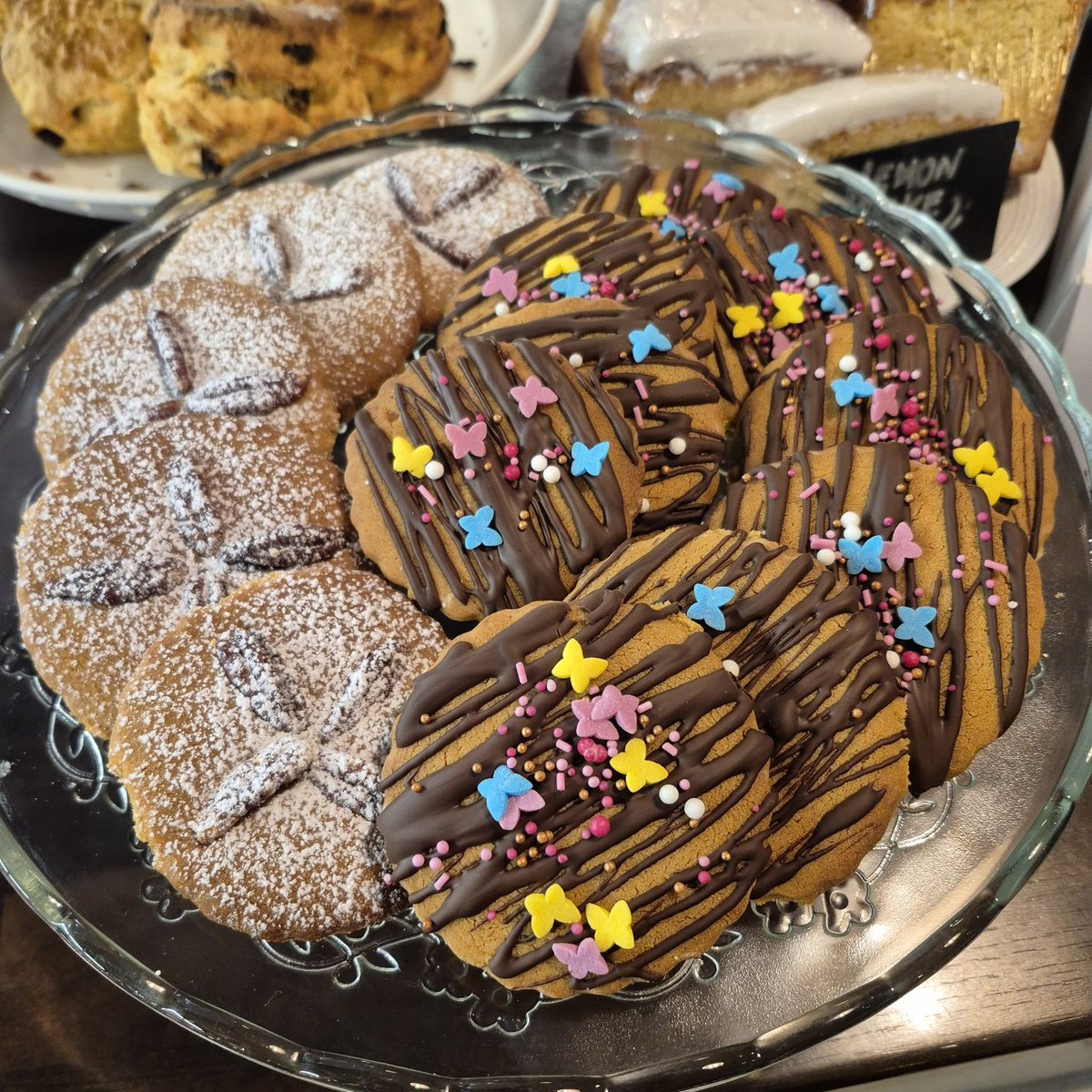 Our home made cookies, salted caramel and pecan chocolate, delicious 😋 
#cork #corkcity #corkbrunch #corksbestbits #ireland #cookies #cafe #CoffeeTime