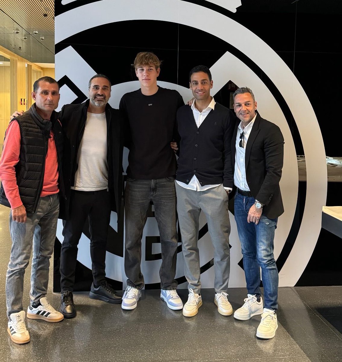 ⚪️🇺🇦 Excl: Real Madrid have agreed to extend 18 year old GK Ilya Voloshyn’s contract, new deal signed today.

It will be valid until June 2029 as Real Madrid considers Voloshyn as one of the most interesting talents in the academy.