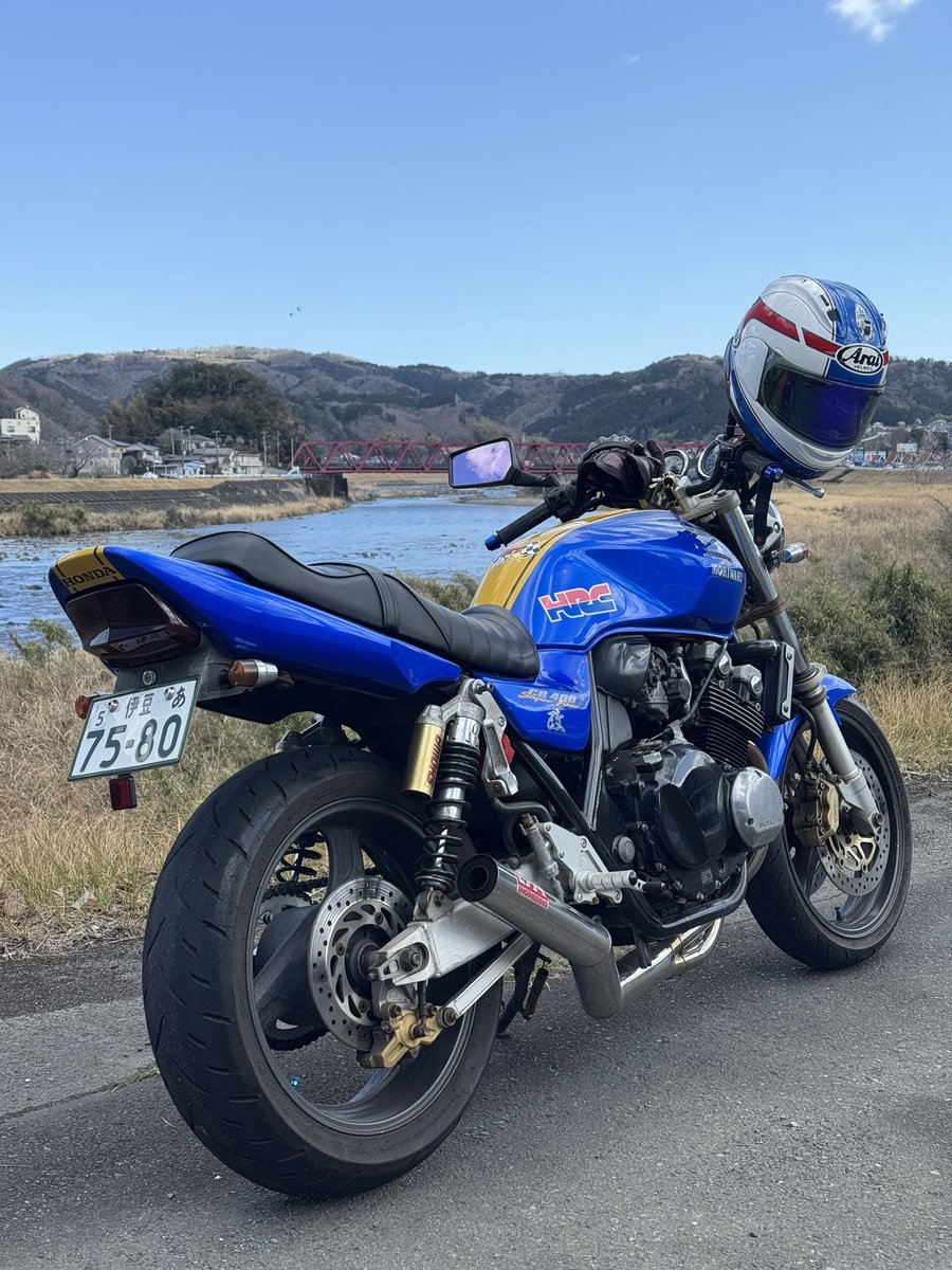 MASATO83514343's tweet photo. 地元の田舎でバイクを乗って楽しんだよ👋春が近いね🌸1日が早い😅バイクに乗れるのも幸せかも🤭 https://t.co/4l45er7BO0