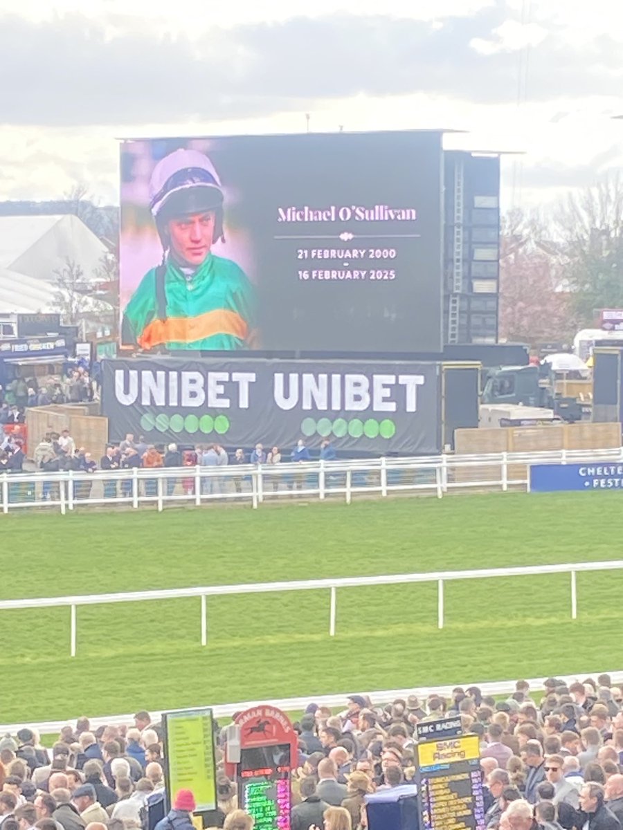 MoCatterson's tweet image. Cheltenham remembering the late Michael O’Sullivan 💔 #CheltenhamFestival