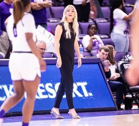 EJayArrow's tweet photo. Sources tell me GCU HC Molly Miller is the prime target for the HC position at Missouri. https://t.co/yQFwQjufpv