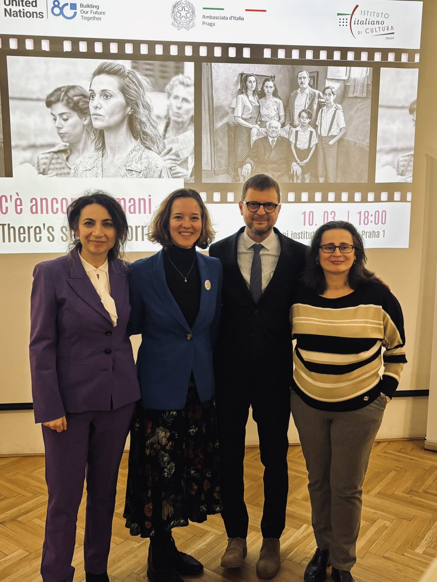 OSNPraha's tweet image. Vynikajícím italským 🇮🇹 filmem “There is Still Tomorrow” jsme včera v @IicPraga společně s @ItalyinCZ zahájili sérii partnerských filmových projekcí k #OSN80. V úvodu vedle zástupců*kyň pořádajících instituci vystoupila i představitelka @czlobby.
#grazie #mdž2025