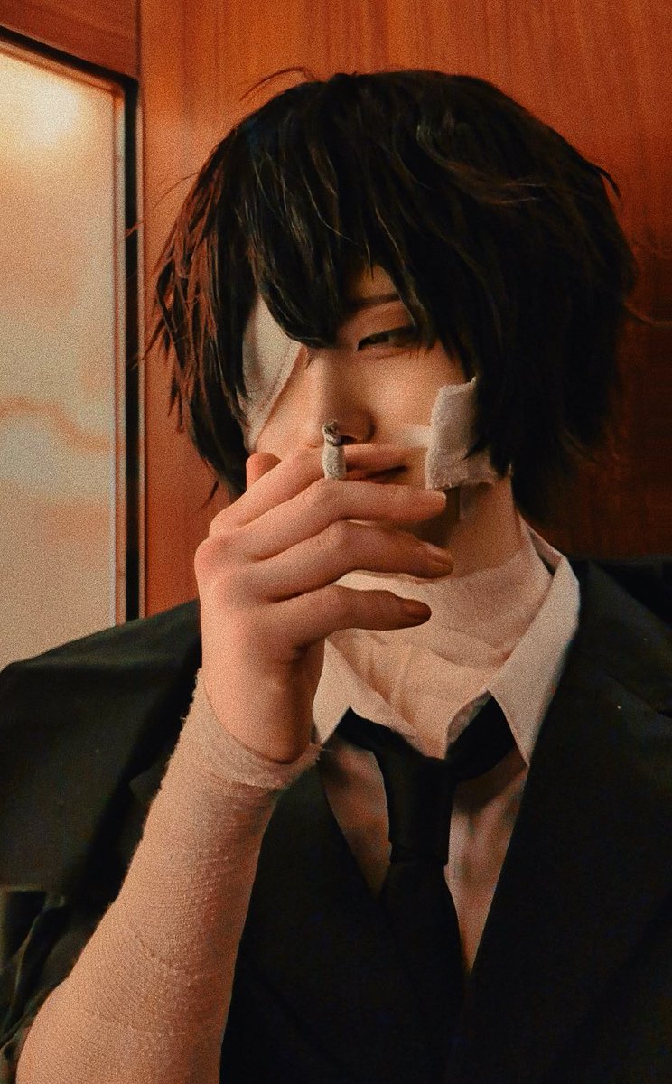 ⚠︎喫煙表現

　　撮るなら色男に撮ってよ…？

cos / BSD  o.d