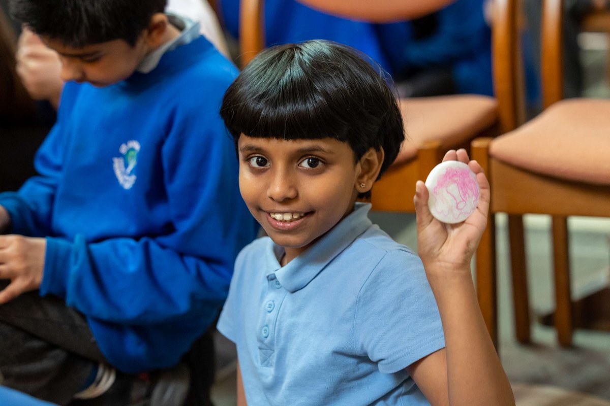 bathabbey's tweet image. 📚 Calling all KS2 teachers!

✨ Join us at Bath Abbey for a FREE, interactive 2-hour Easter Experience for your Key Stage 2 class

📅 Limited slots: 31st March &amp;amp; 3rd April
📩 Book now: learning@bathabbey.org

#EasterWorkshop #BathAbbey #EasterStory