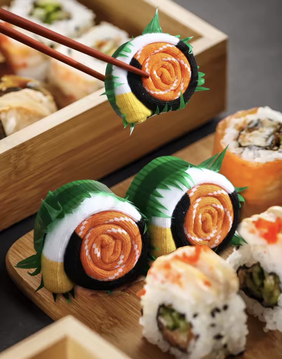 Worlds Wildest Moments tweet media