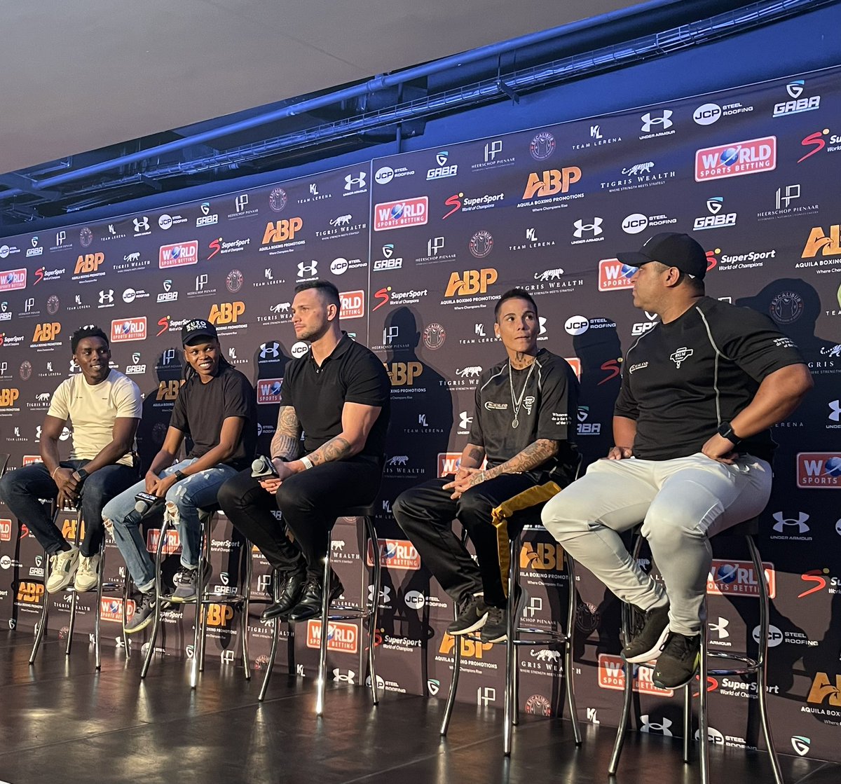 SimplyCarol8's tweet image. #TheStorm @AquilaBoxing #ABP what a lineup!!! 🔥🔥🥊🥊🥊