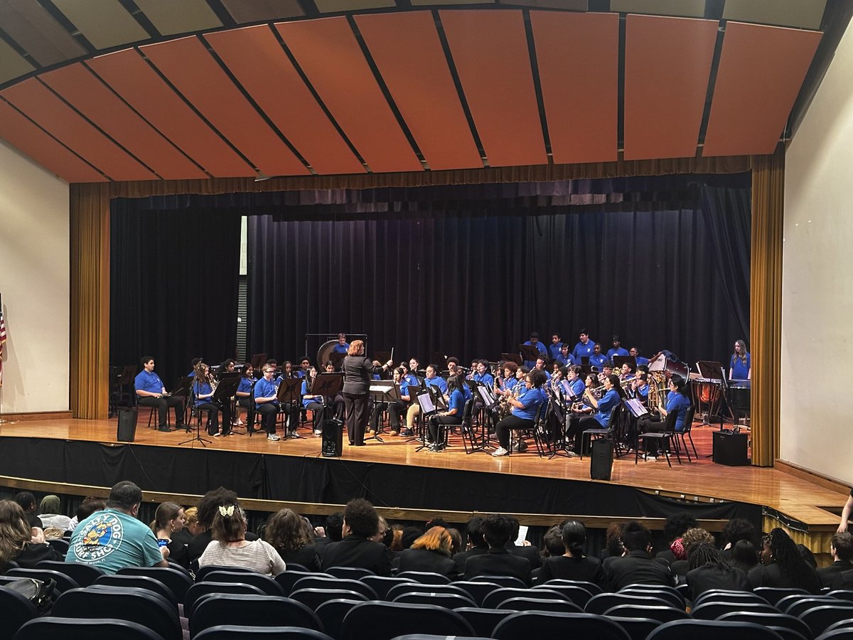 CuffJerry's tweet image. A moment of appreciation for the BMS fine arts department!