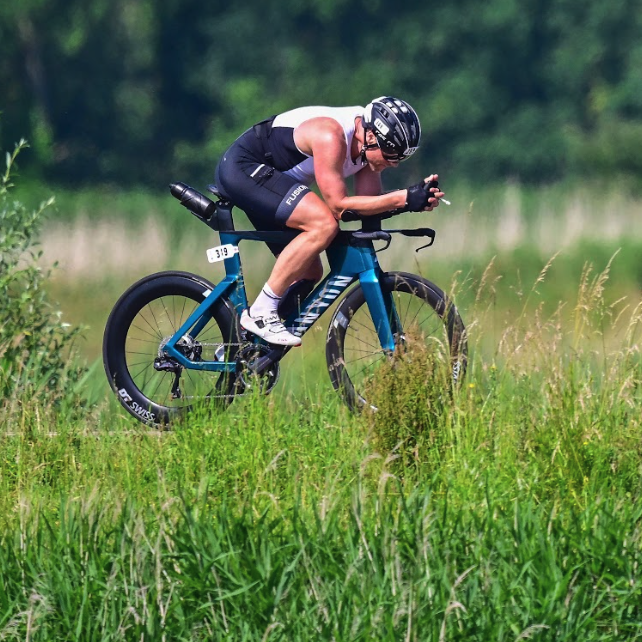 TRI HARD Triathlon Series tweet media