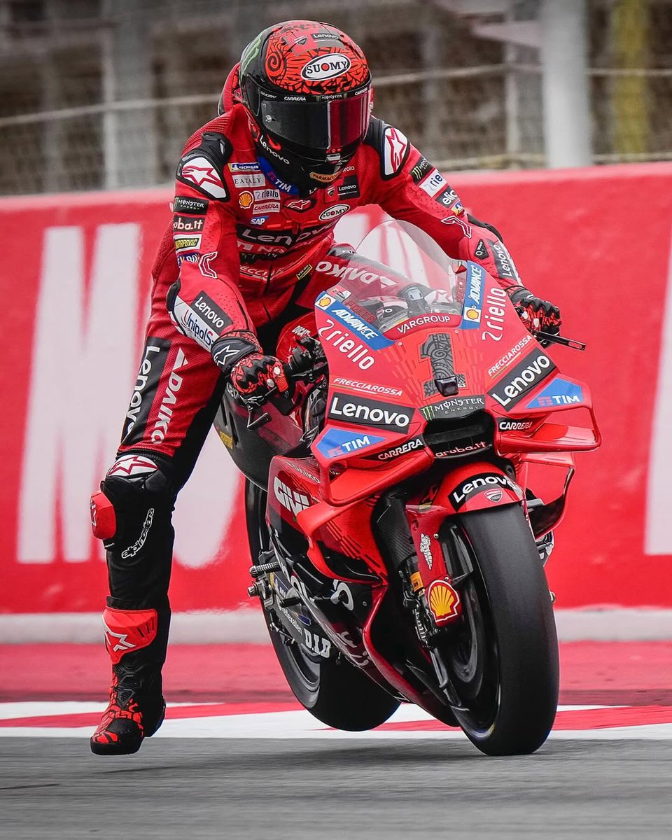 2019年MotoGP MISSION NOW ボストンバッグとDucati帽子 2019年MotoGP MISSION NOW ボストンバッグとDucati帽子 Ducati