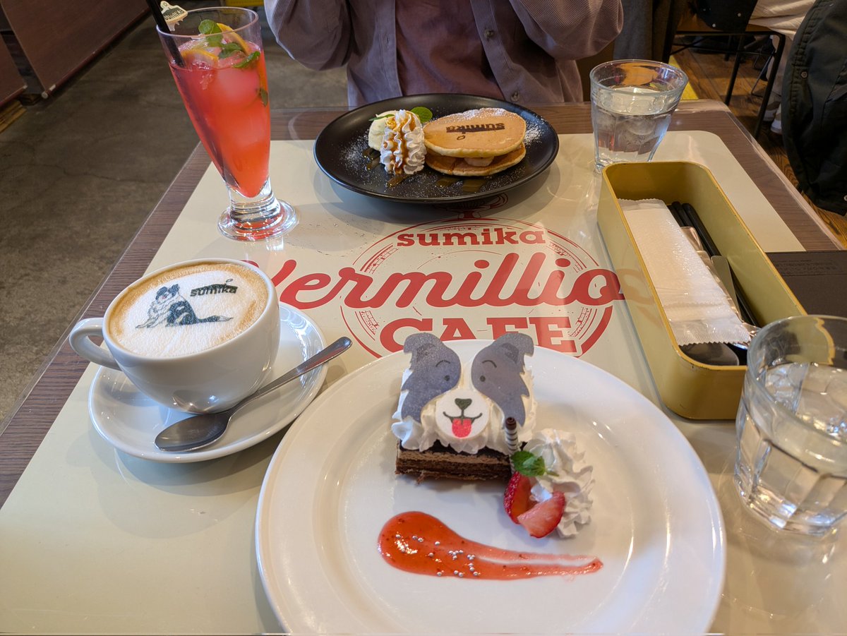 m_sumika_0930's tweet photo. sumika “Vermillion’s” CAFE
後期も最高だった〜！！
楽しい時間を過ごせて幸せでした！
＃sumika　＃Vermillions　
＃スミヴァーミ https://t.co/763rm3RgC5