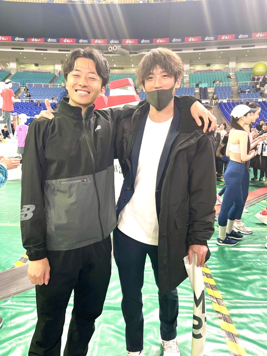 #名古屋ウィメンズマラソン LIMITS編
　
今大会のSilver Sponsor、
#ニューバランス のサポートを受け、
LIMITSチームで乗り込みました！
心から感謝です。

『自己限界への挑戦』や
『努力や生き方を走りで体現』するチームとして
　
楽しかった！と満面の笑顔の方も