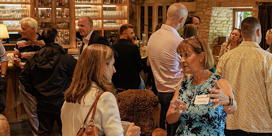 We're excited to announce that Debbie Franklin will be a guest speaker at the next Definitive Wealth SLAM event on 5 April, along with Paul Shamplina and Michael 'Eddie the Eagle' Edwards! eventbrite.co.uk/e/slam-propert…