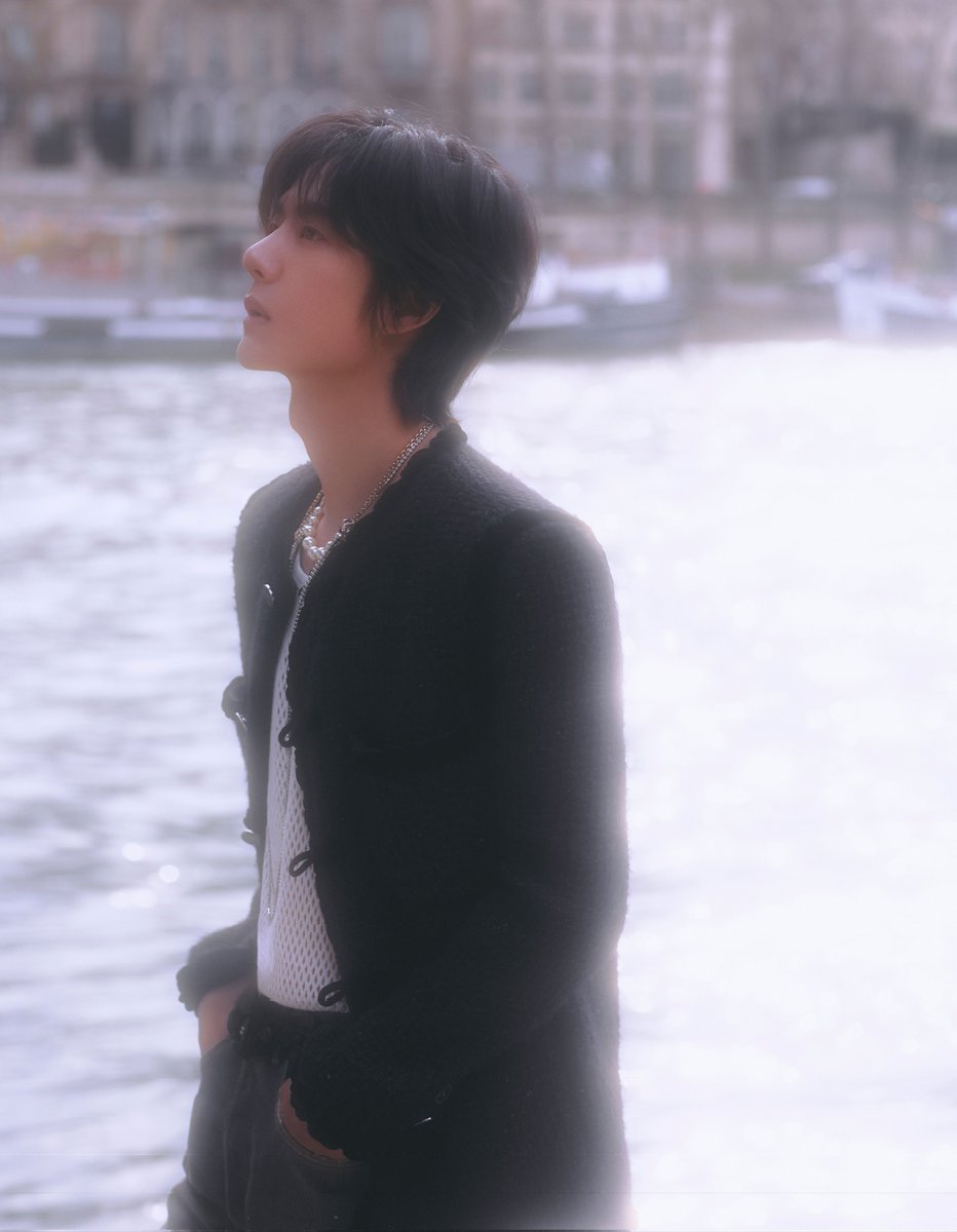 이보오피셜 왕이보 x 샤넬