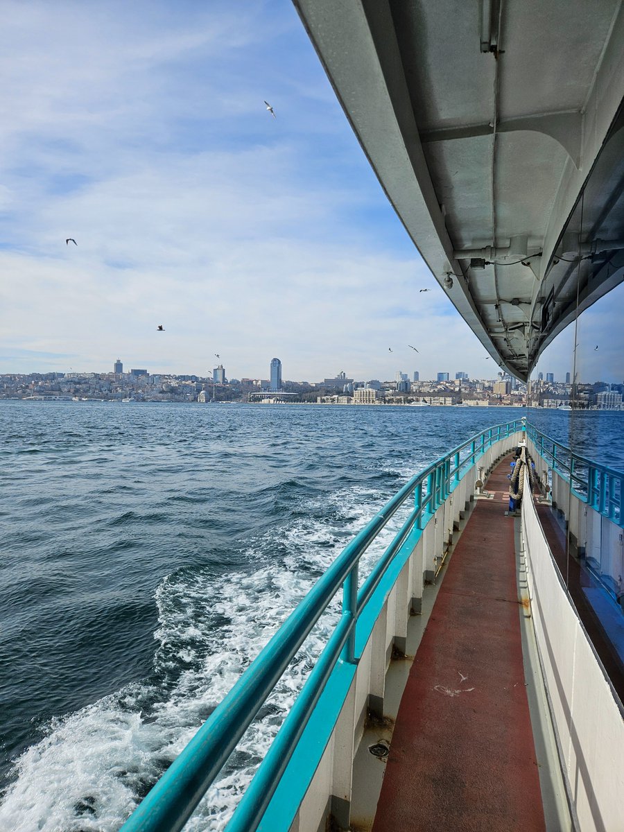 ders çıkışı vapurunun tadını dpli nerden bilsin ki