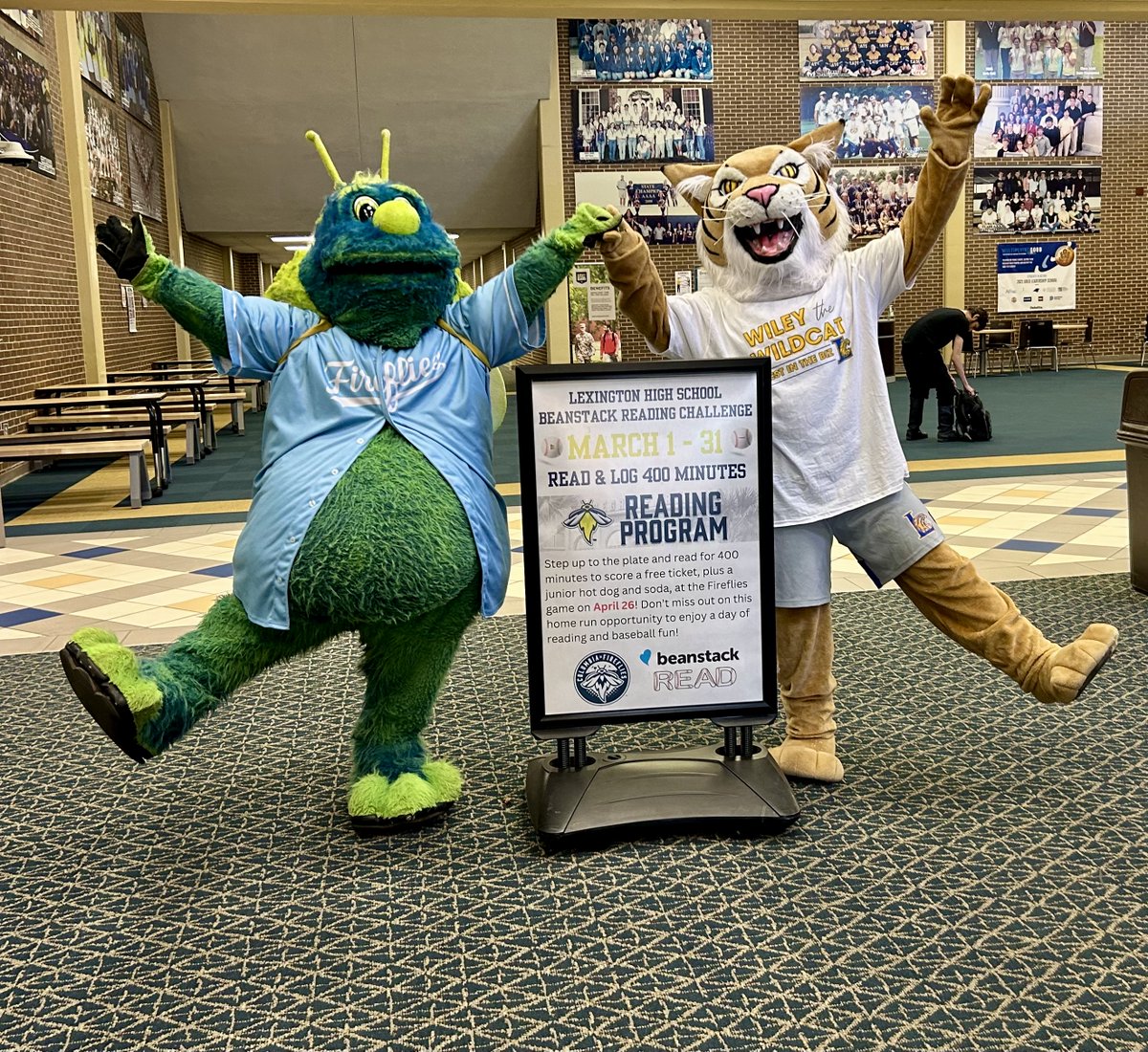 ⚾️⚾️Wildcats, don't forget to log your reading this month in Beanstack to score a free ticket to the Columbia Fireflies game on Saturday, April 26th. You will also receive a complimentary junior hot dog and soda to enjoy during the game. #haiLtothee25 #LexingtonOne